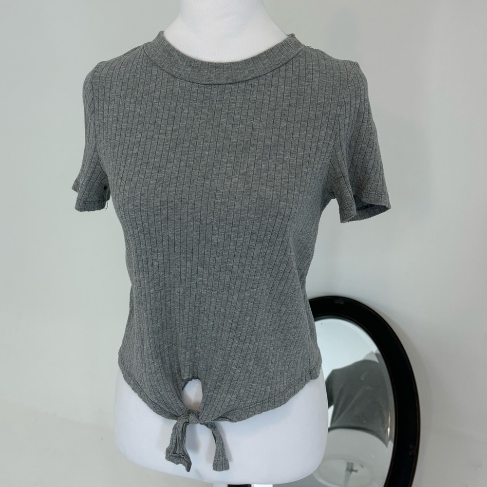 Ribbed Tie Front Short Sleeve Shirt
